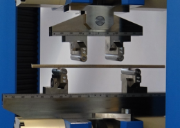 zkušební přípravky, hydraulické upínací čelisti, univerzální zkušební stroj