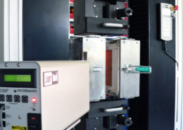 Contactless laser extensometer