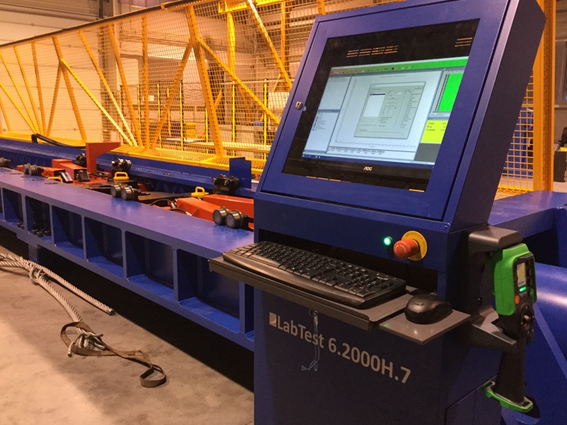 Tahové zkušební stroje, Tensile Testing Machines and Testers, Zugprüfmaschinen und Prüfgeräte
