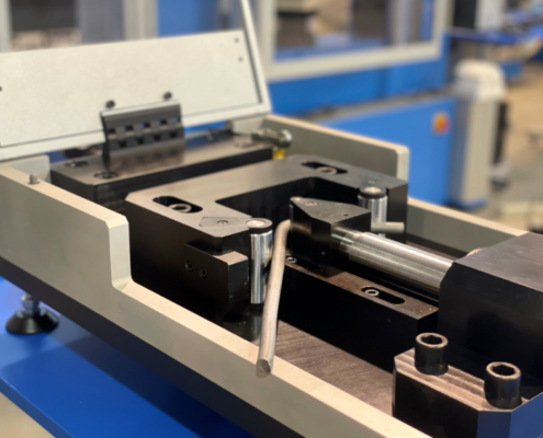 Torzní zkušební stroje, Torsion Testing Machine , Torsionsprüfmaschine