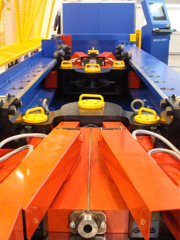 Tahové zkušební stroje, Tensile Testing Machines and Testers, Zugprüfmaschinen und Prüfgeräte Tahové zkušební stroje, Tensile Testing Machines and Testers, Zugprüfmaschinen und Prüfgeräte