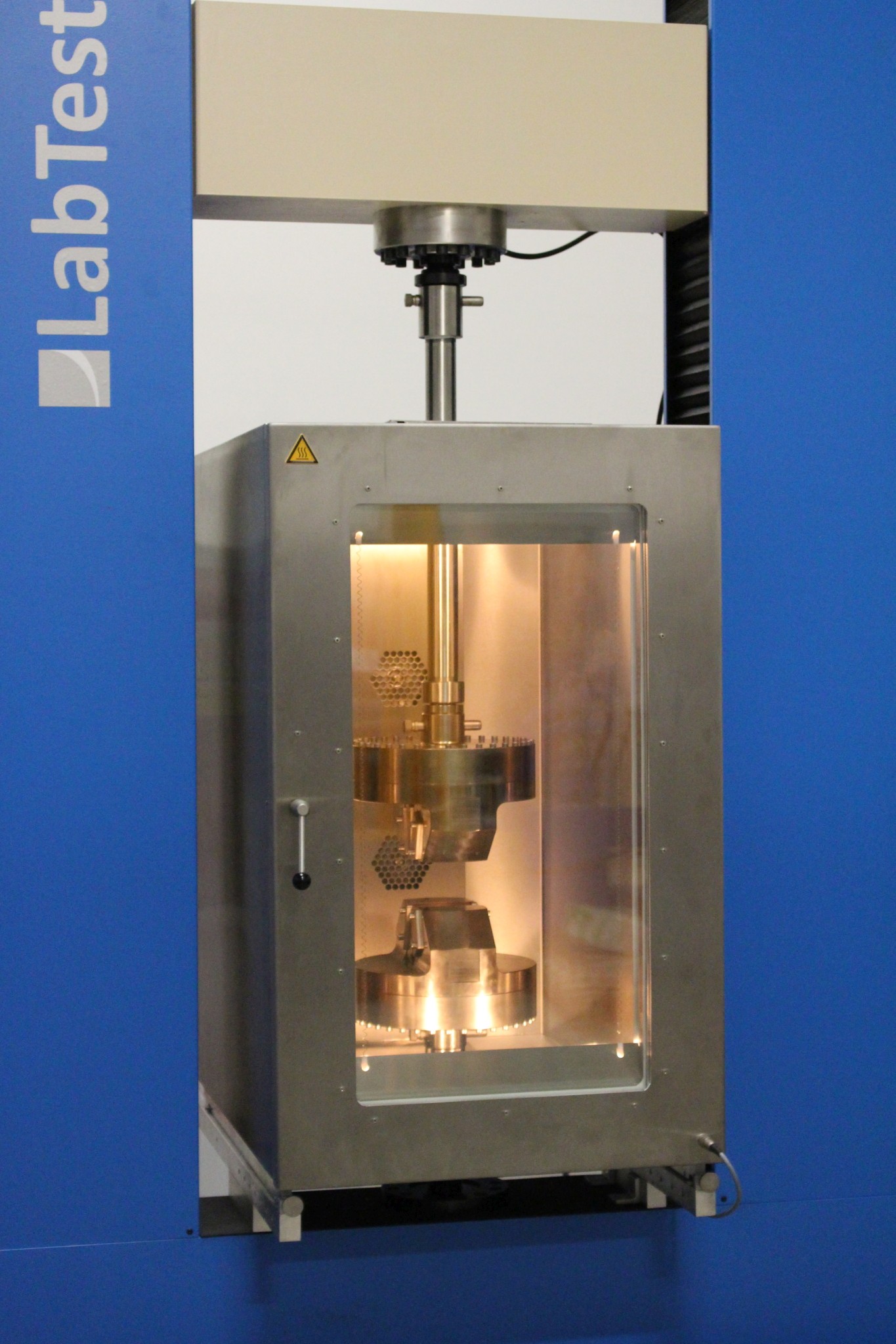 Testování v leteckém průmyslu - Testing in the aerospace industry - Tests in der Luft- und Raumfahrtindustrie